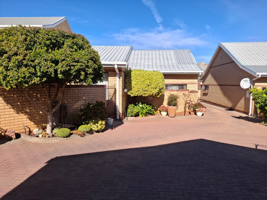 Commercial Property for Sale in Westdene Free State